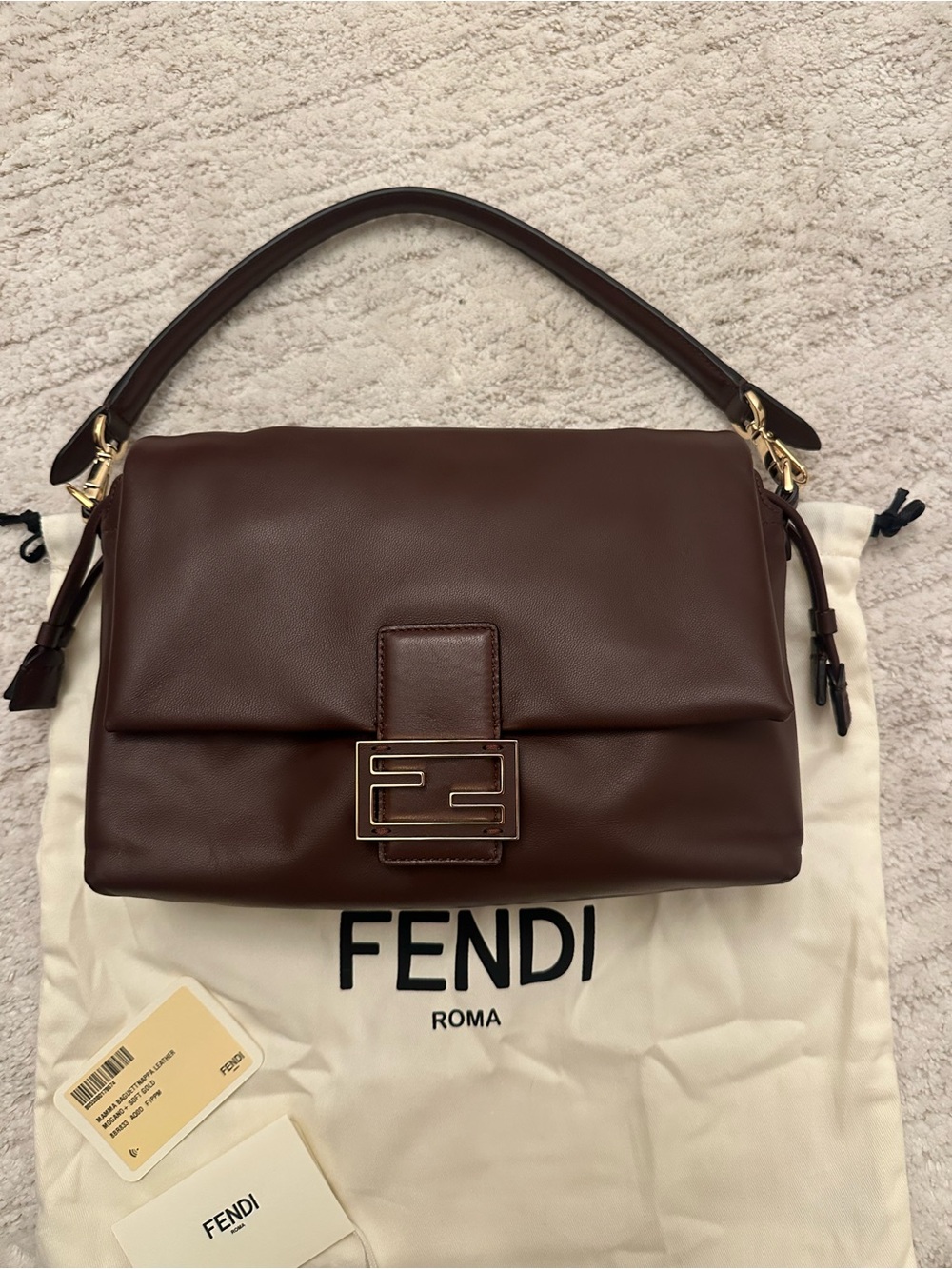 NWT Fendi Mamma Baguette Medium in Mahogany Brown